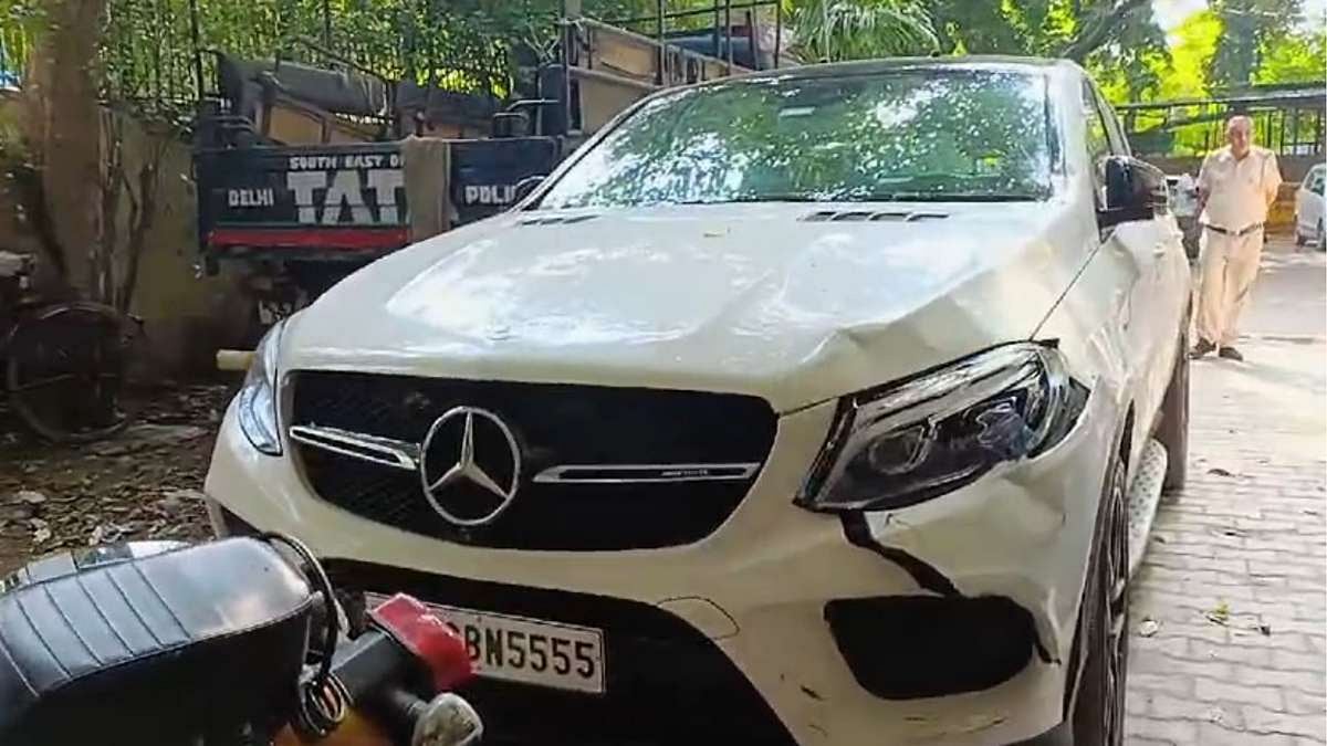 | Photo: Delhi Police  :  Speeding Mercedes Kills Cyclist Near Ashram Area, Accused Detained